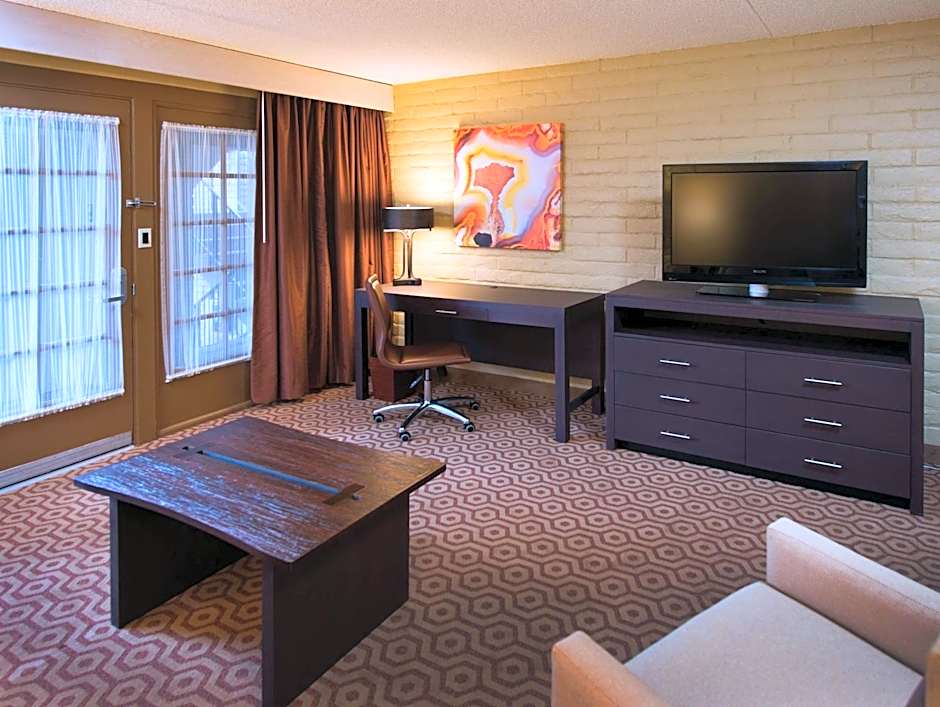 DoubleTree Suites By Hilton Tucson - Williams Center