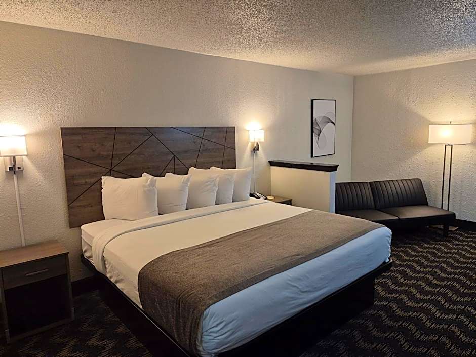 The Inn And Suites At 34 Fifty