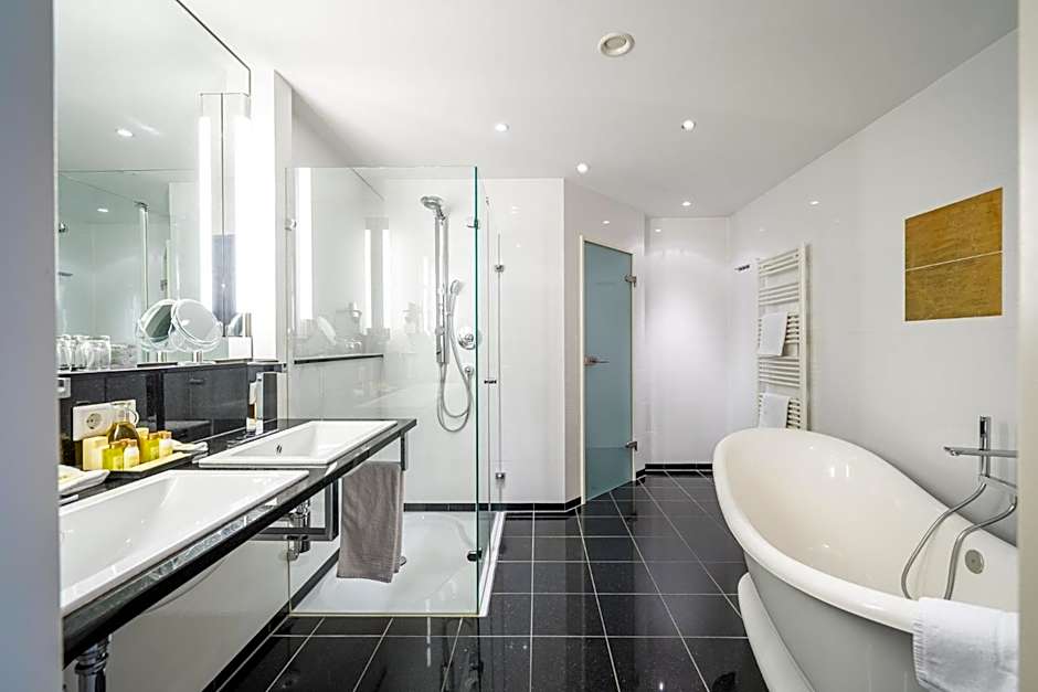 Waldhotel Tannenhäuschen