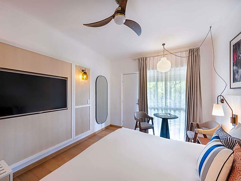 Mantra Club Croc Airlie Beach