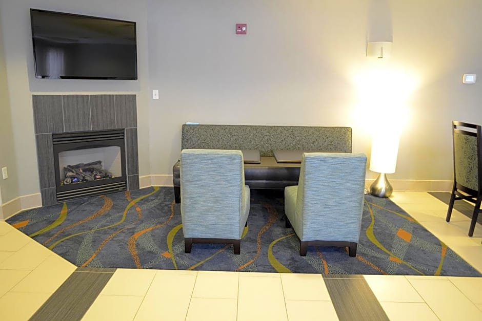 Holiday Inn Express Hotels Biddeford, an IHG Hotel