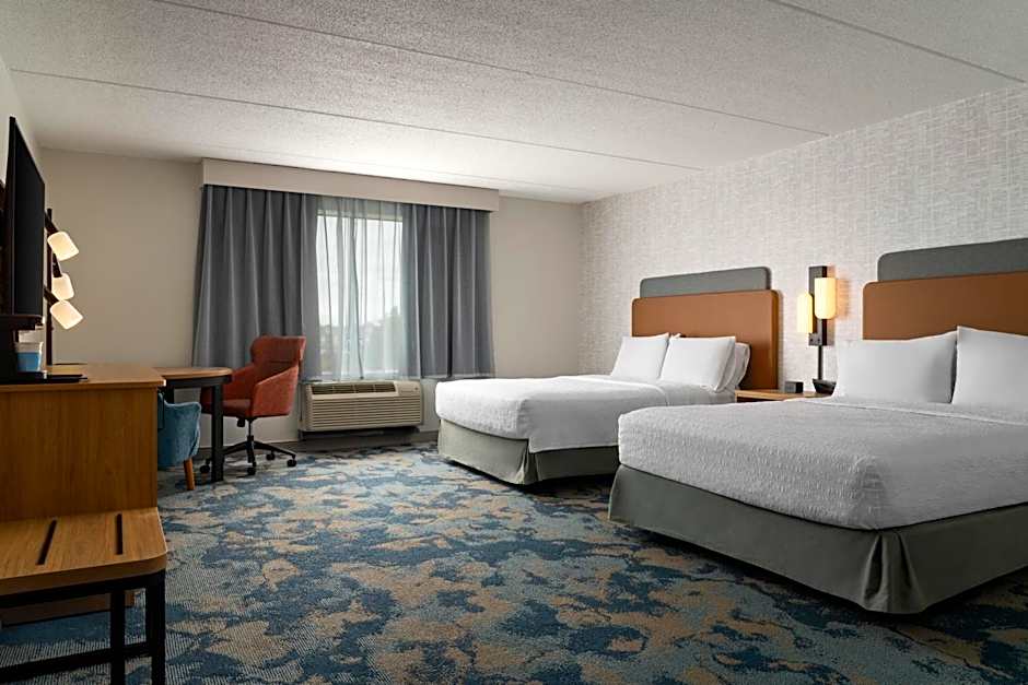 Hampton Inn By Hilton Neptune/Wall