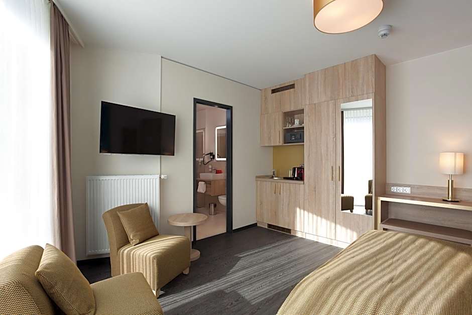 Stay! Hotel Boardinghouse