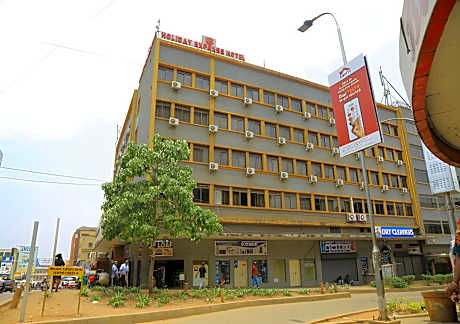 Holiday Express Hotel