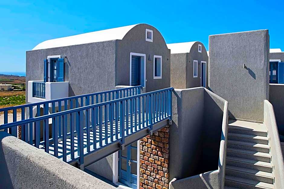 Acroterra Rosa Luxury Suites