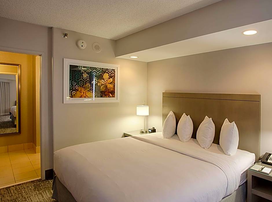 DoubleTree By Hilton Hotel Denver North