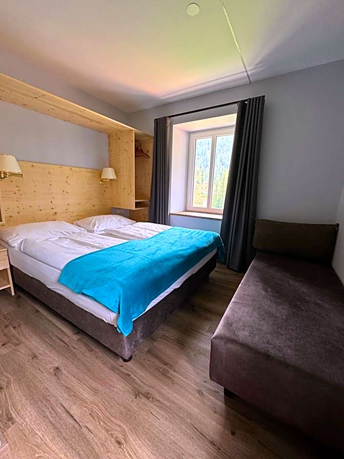 Glacier Rock guesthouse ex Pension Dangl