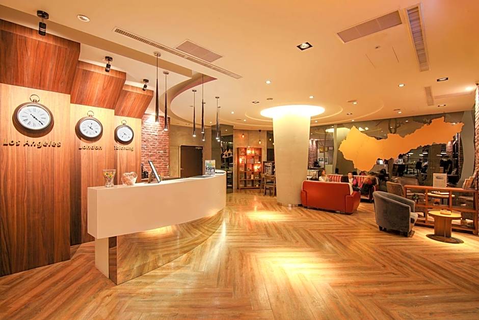 Smile 73 Hotel