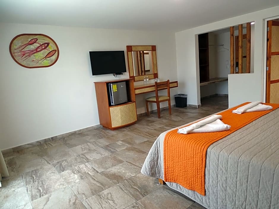 Hotel Palapa Palace Inn