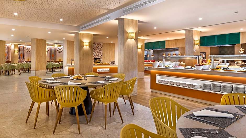 Protur Safari Park Aparthotel