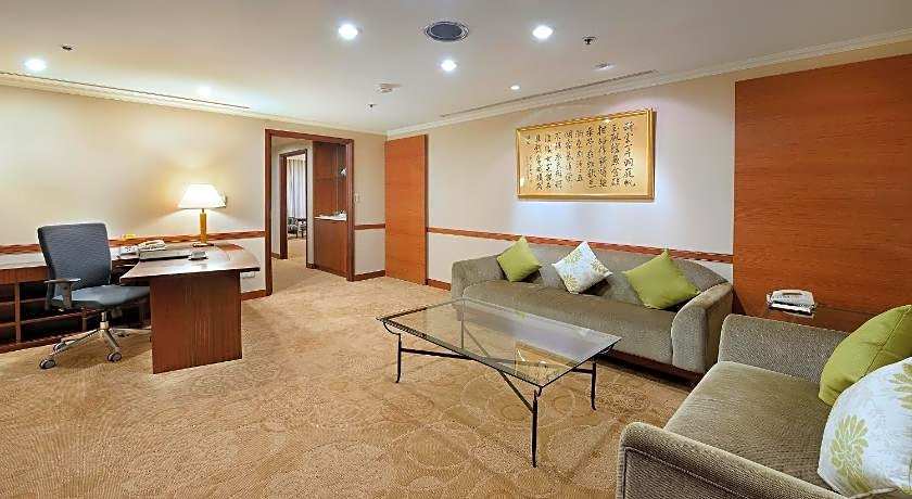 Jungli Le Midi Hotel