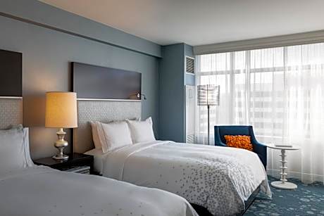 Club Level Double Room with Two Double Beds - Hearing Accessible