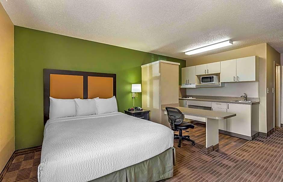 Extended Stay America Select Suites - Chicago - Downers Grove