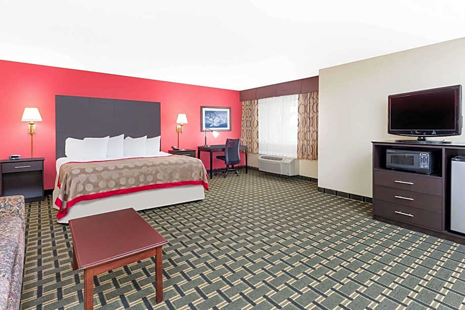 Ramada by Wyndham Vandalia