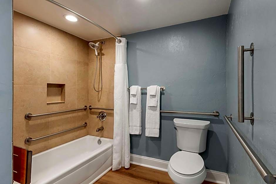 Hilton Vacation Club Charter Club Naples Bay