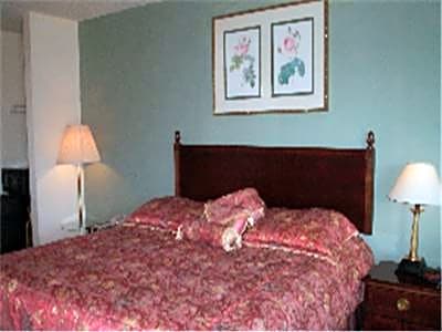 Somerville Inn and Suites