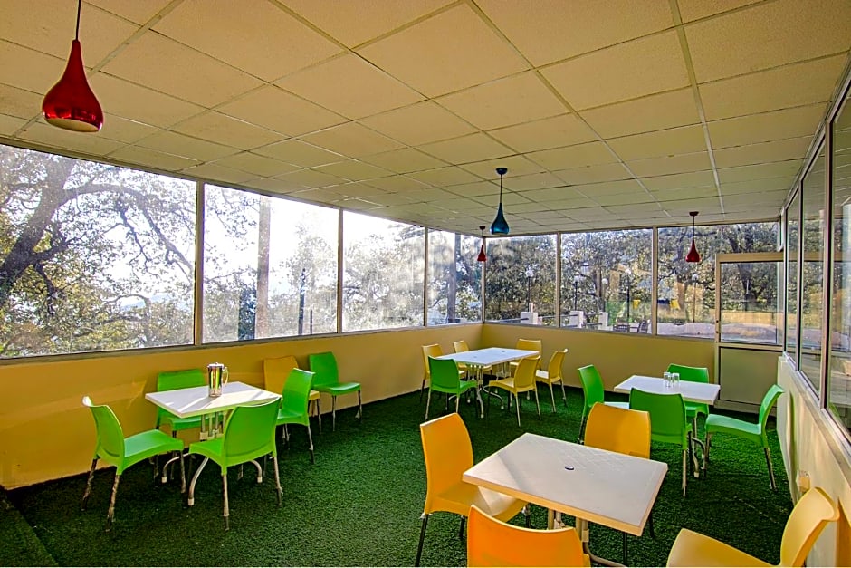 FabHotel Kanari By Silver Oak