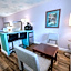 RIVER OAK INN