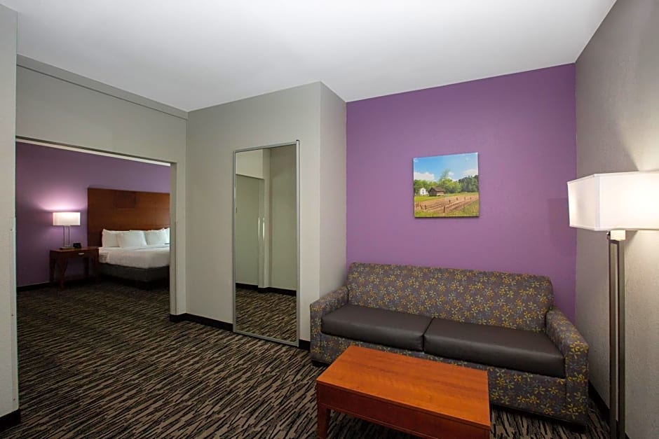 La Quinta by Wyndham Tupelo