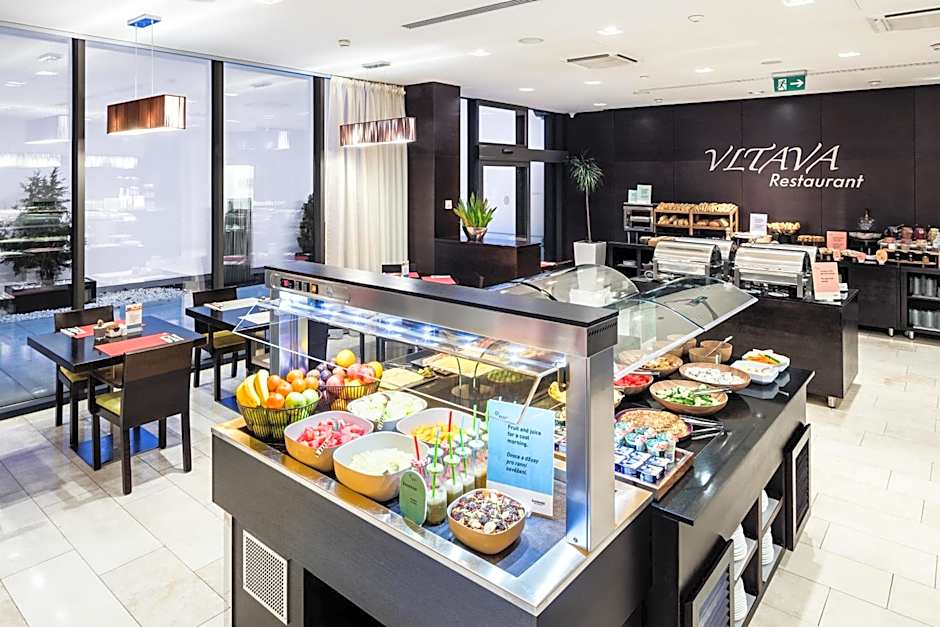 Occidental Praha Five