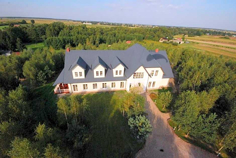 Dwór Złotopolska Dolina Mansion House