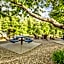 Best Western Plus River Escape Inn & Suites