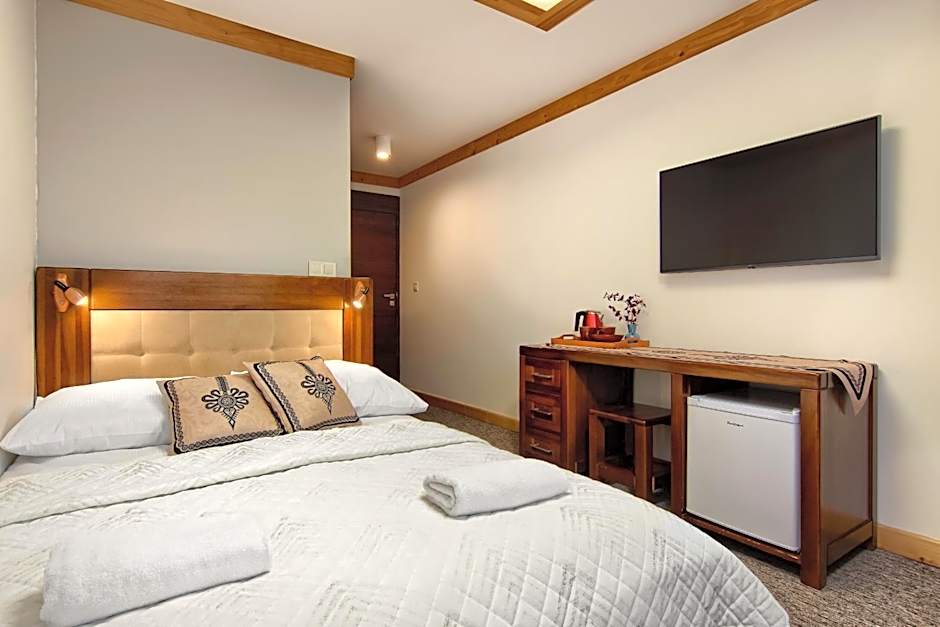 Willa Królewska - Wellness SPA - widokowe Pokoje i Apartamenty