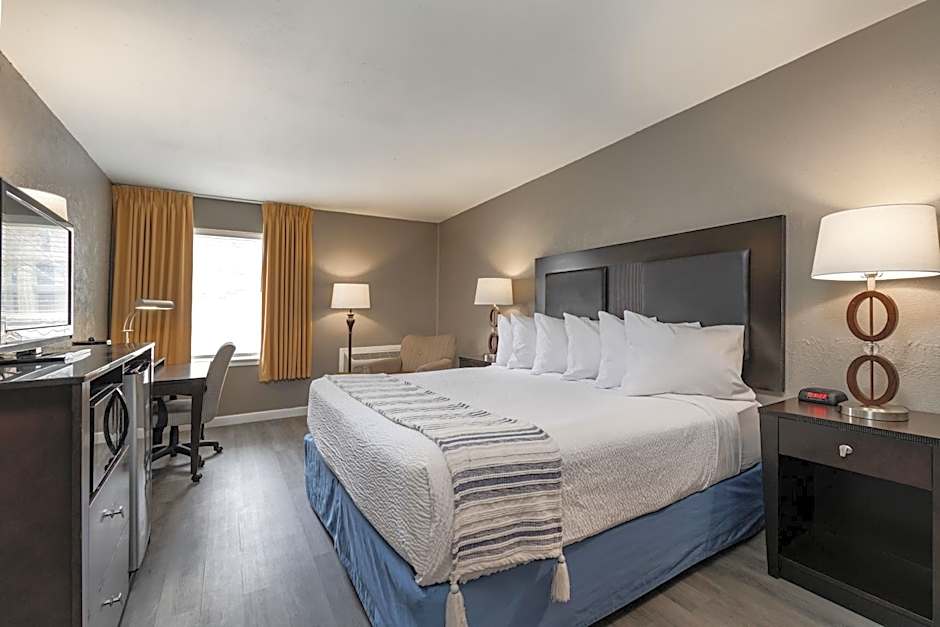 Photo 1 of 10 of Junior 1 King Bed Suite