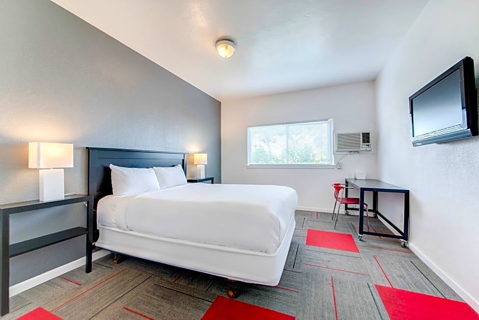 Downtowner Boutique Hotel