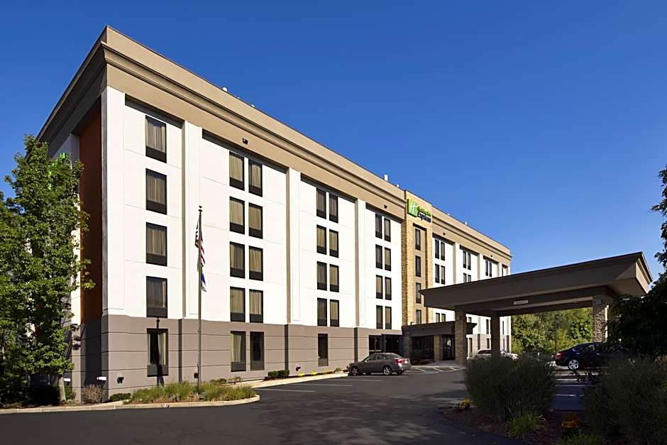 Holiday Inn Express Andover North - Lawrence By IHG