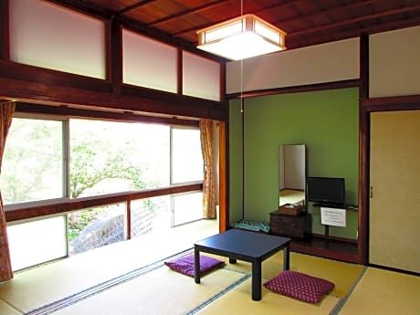 Japanese-Style Room