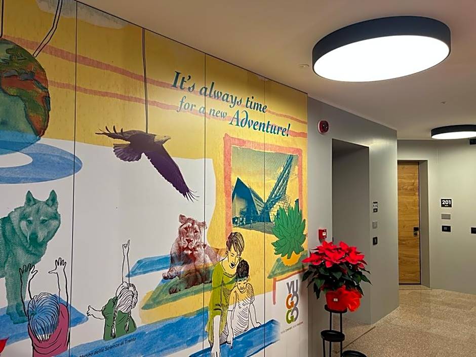 YUGOGO PELLICO 8 Trento Centro