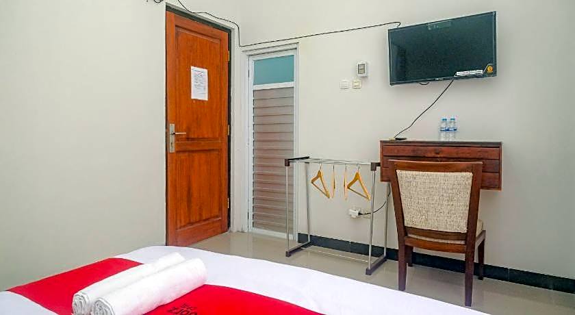 RedDoorz near Majapahit Semarang