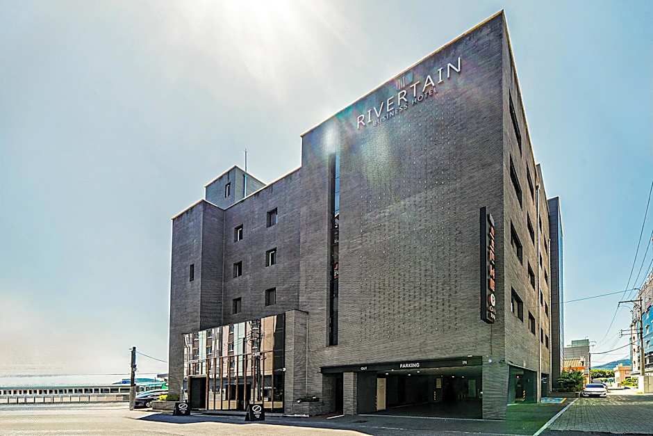 Rivertain Hotel Gyeongju