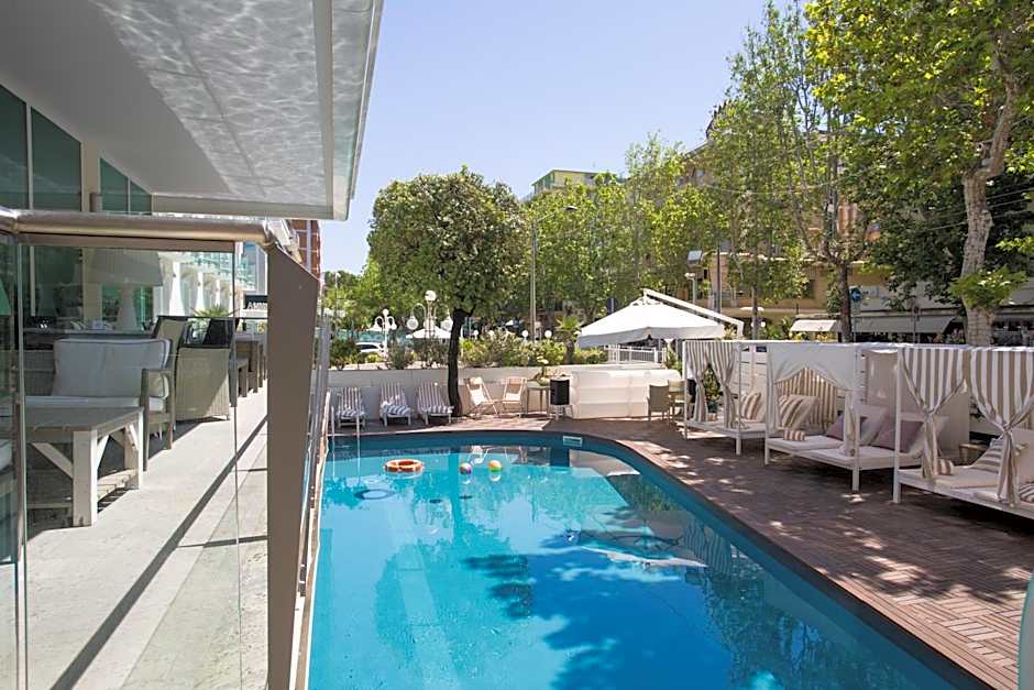 Best Western Maison B Hotel