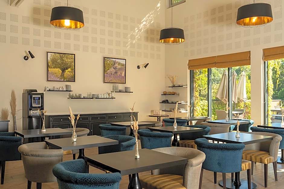 Hôtel & Résidence Lou Paradou Gréoux Les Bains