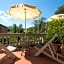 Al Porto Di Lucca B&B