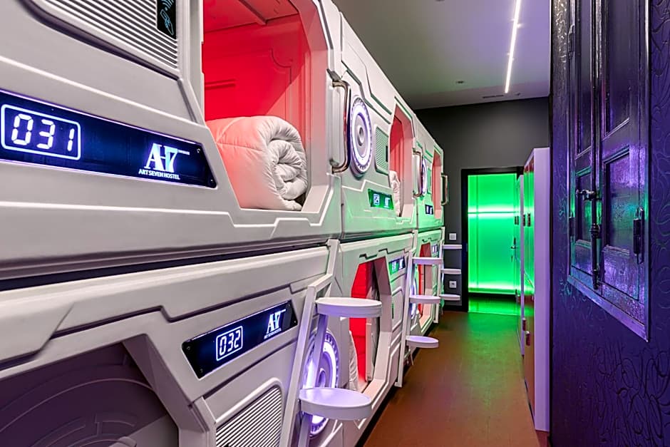 Art Seven Hostel Capsules