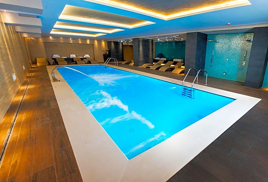 Kronwell Brasov Hotel