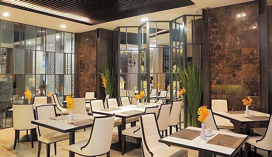 Sunrise Central Hotel