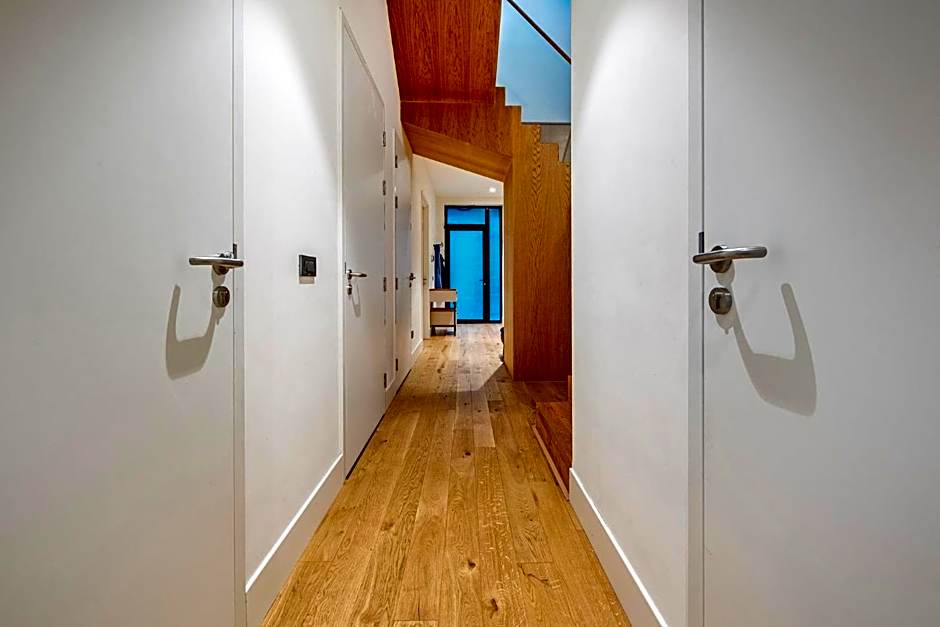 12, Apartments, 4-6 Pers, Central, Stunning View, Near Supermarket & Public Transport