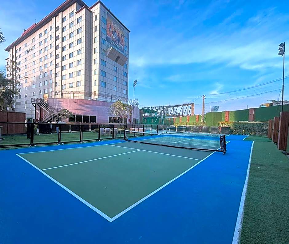 Radisson Gurugram Udyog Vihar