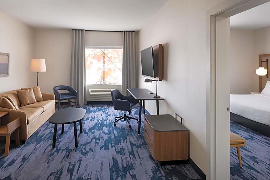 Fairfield by Marriott Inn & Suites West Kelowna