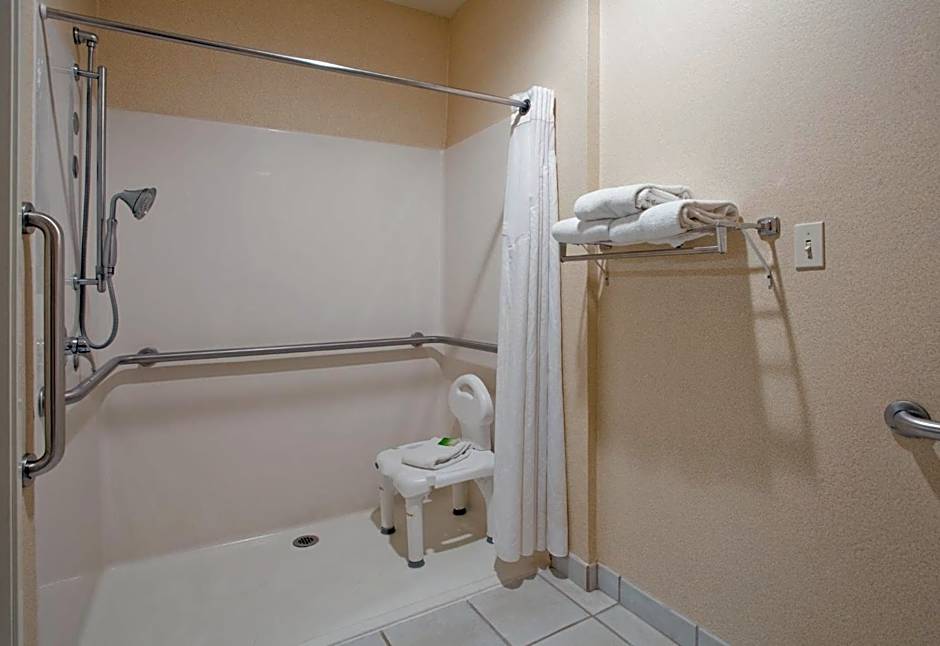Holiday Inn Express Hotel & Suites Beatrice By IHG
