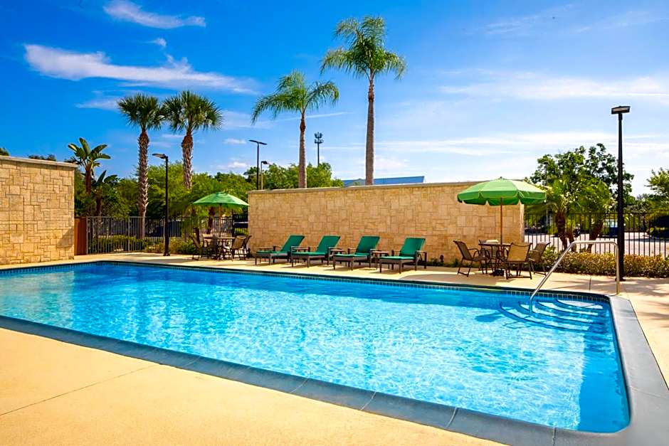 Fairfield Inn & Suites by Marriott Orlando Kissimmee/Celebration