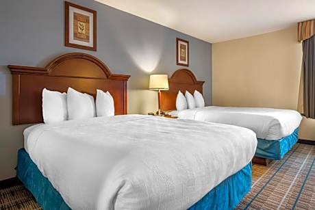 Queen Room with Two Queen Beds - Accessible/Non-Smoking