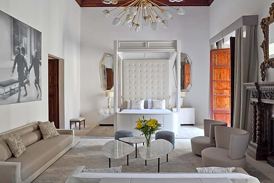 Palacio Can Marques by Puro