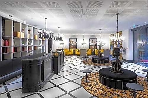 DoubleTree by Hilton Carcassonne France