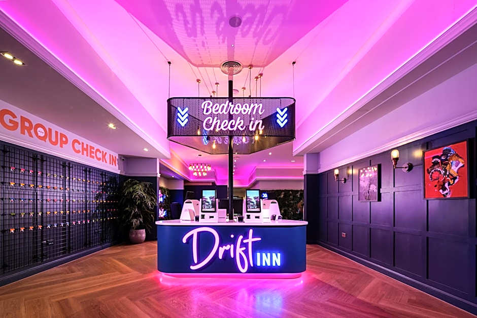 Drift Inn formerly the Waterfront Hotel