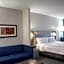 Holiday Inn Express & Suites Overland Park By IHG